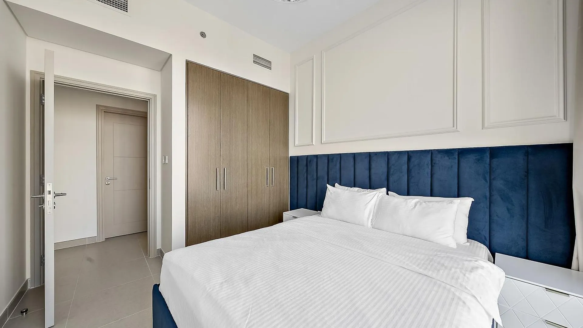 3Br Fort T1, Burj Khalifa View Dubai 0*,  United Arab Emirates