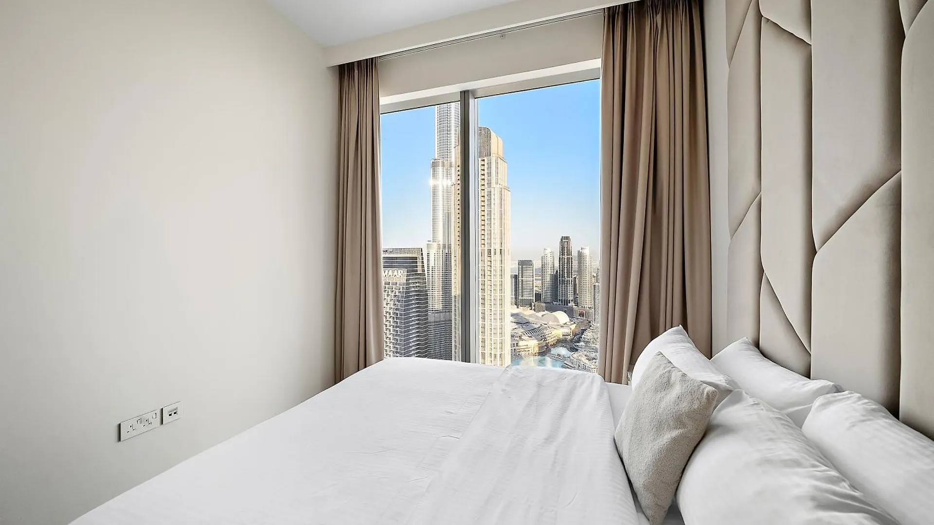 Apartment 3Br Fort T1, Burj Khalifa View Dubai