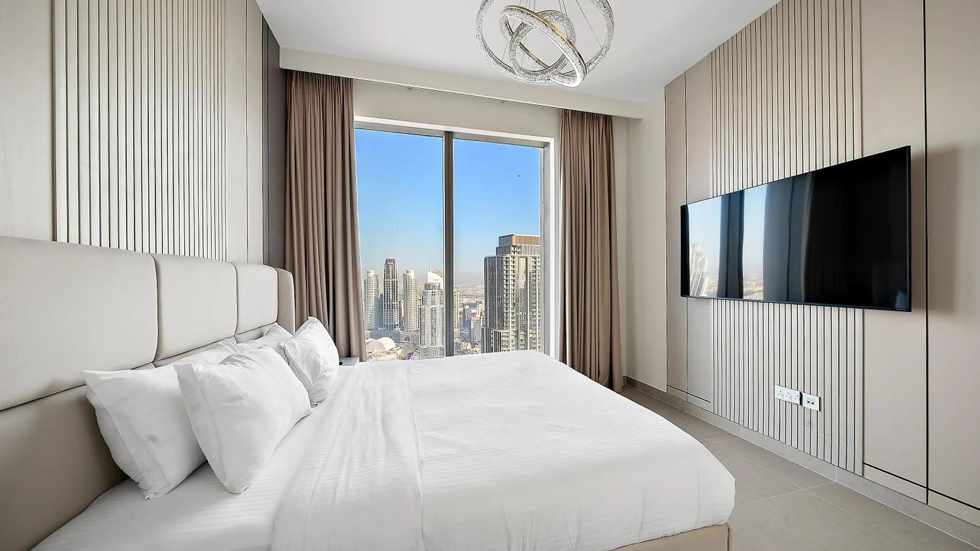 3Br Fort T1, Burj Khalifa View Dubai 0*,